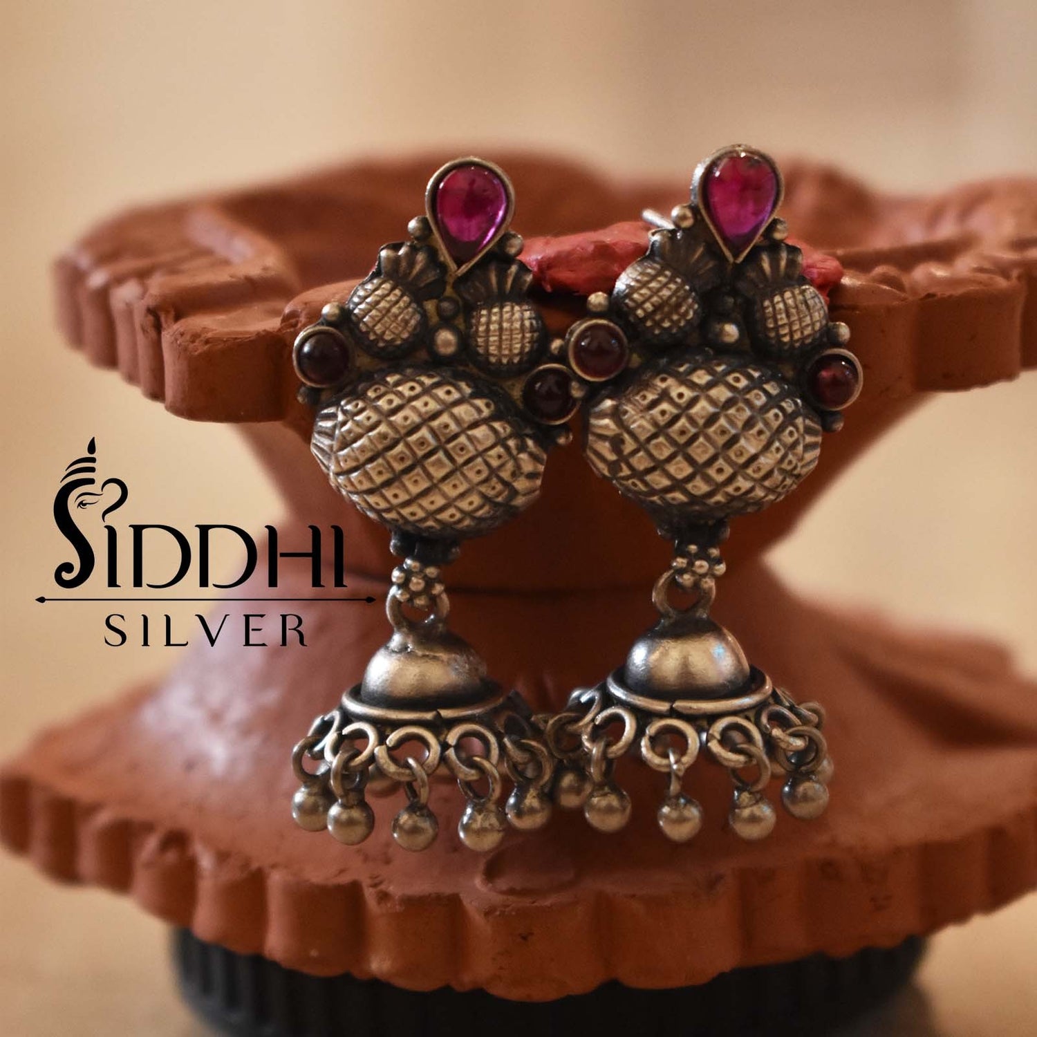 Annanas latkan zhumki red