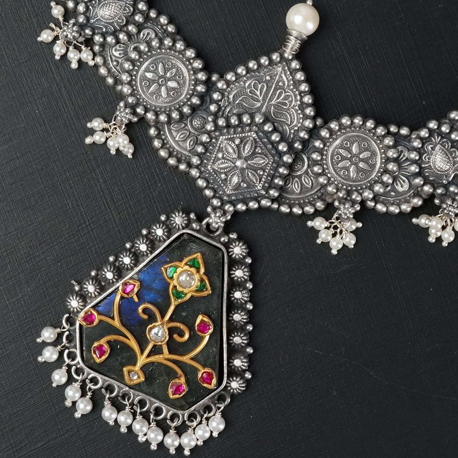 Silver Pendant With Gold Plated Kundan Filigree Studded Stone
