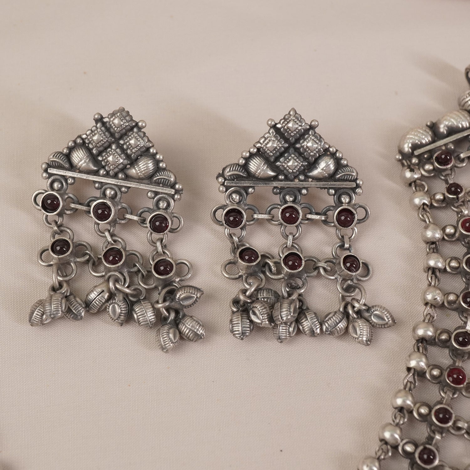 Silver Kolhapuri Regal Laffa Necklace