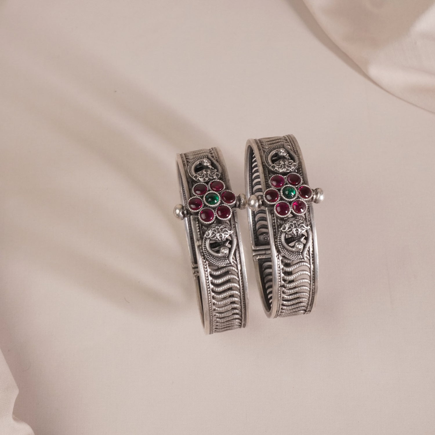 Silver Peacock Bangles Red Kemp Stones. (1 Pair)
