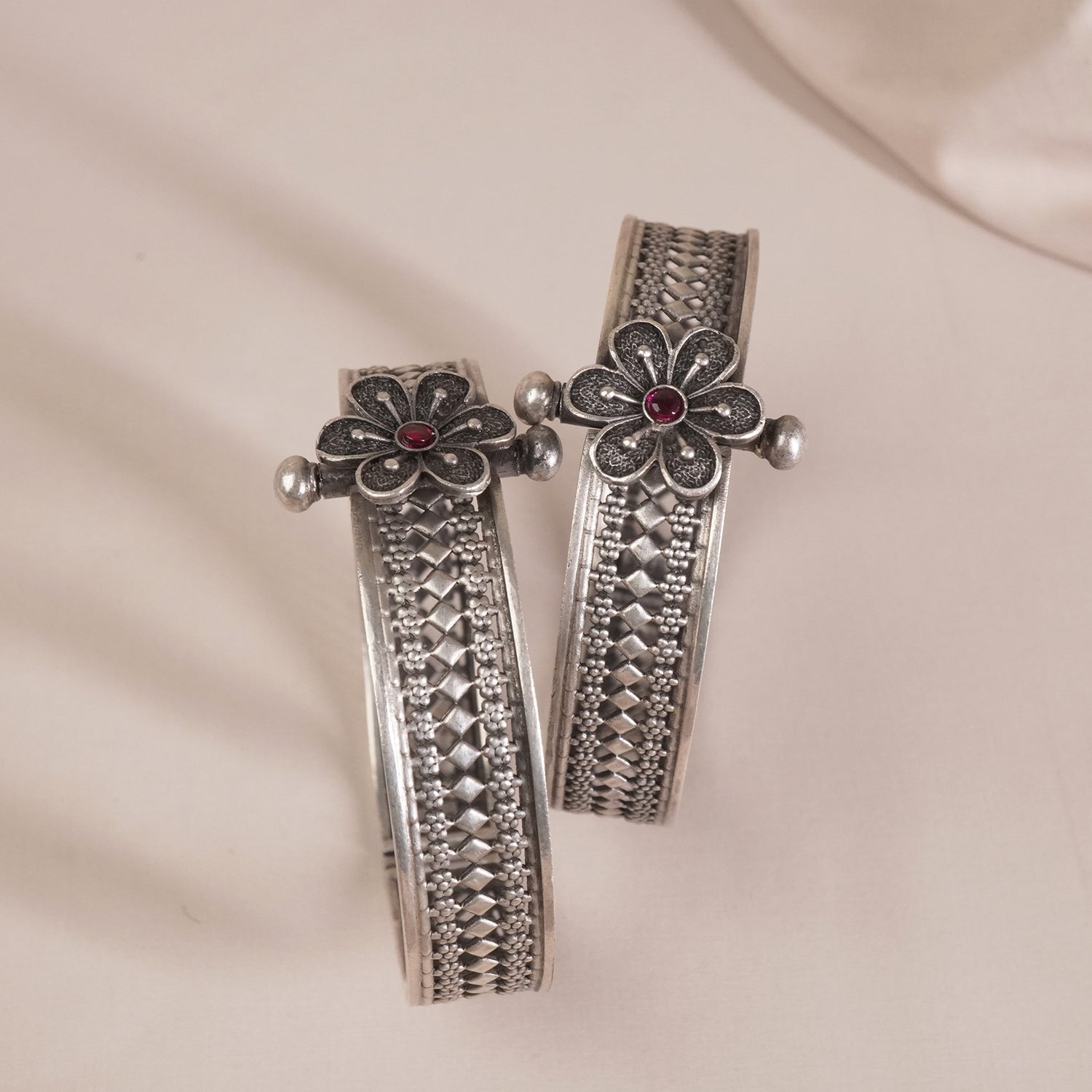 Silver Bangles Design With Red & Green Kemp Stones. (1 Pair) (Copy)