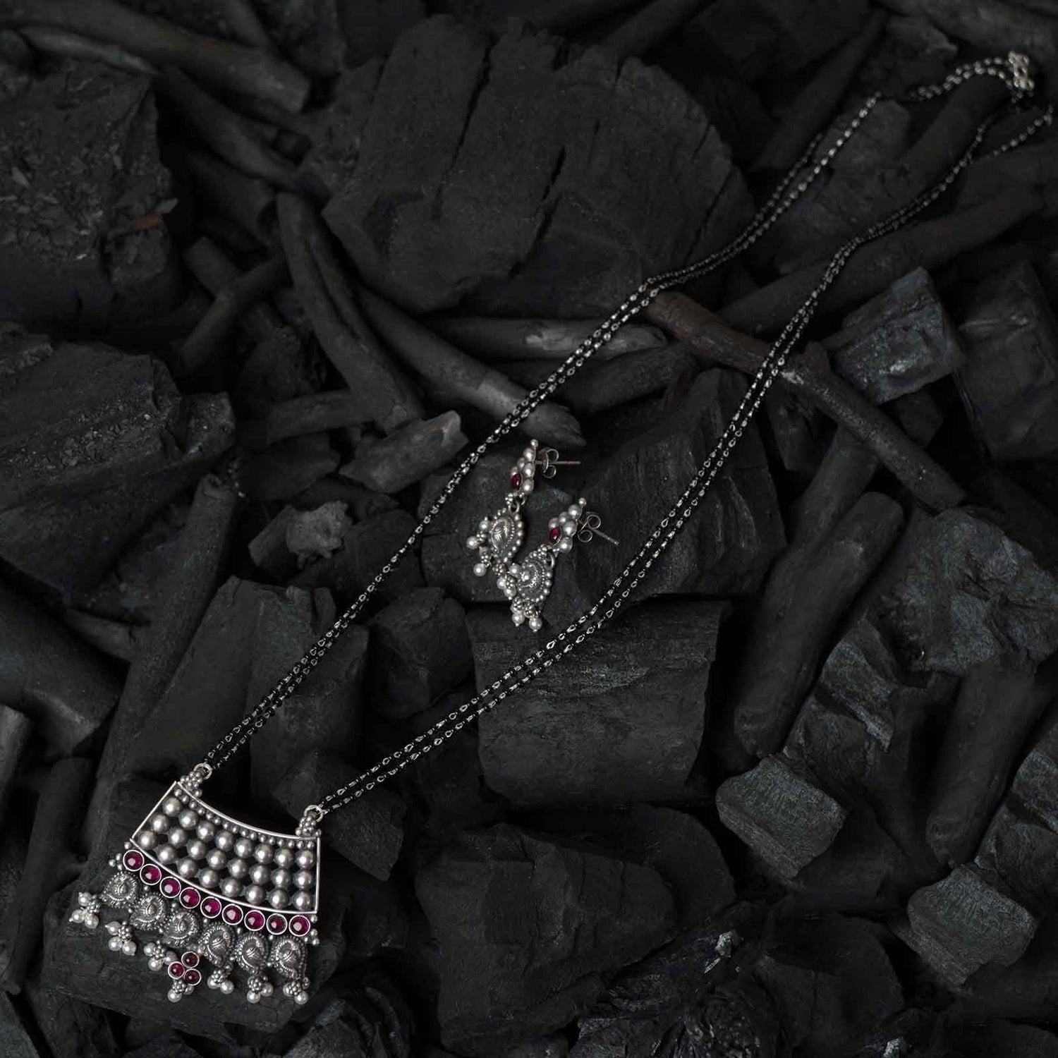 silver mangalsutra peacock pendant