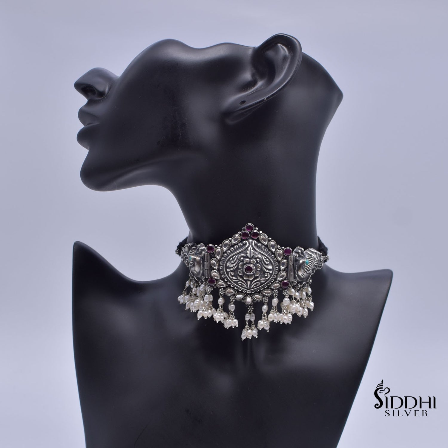 Choker surya peacock