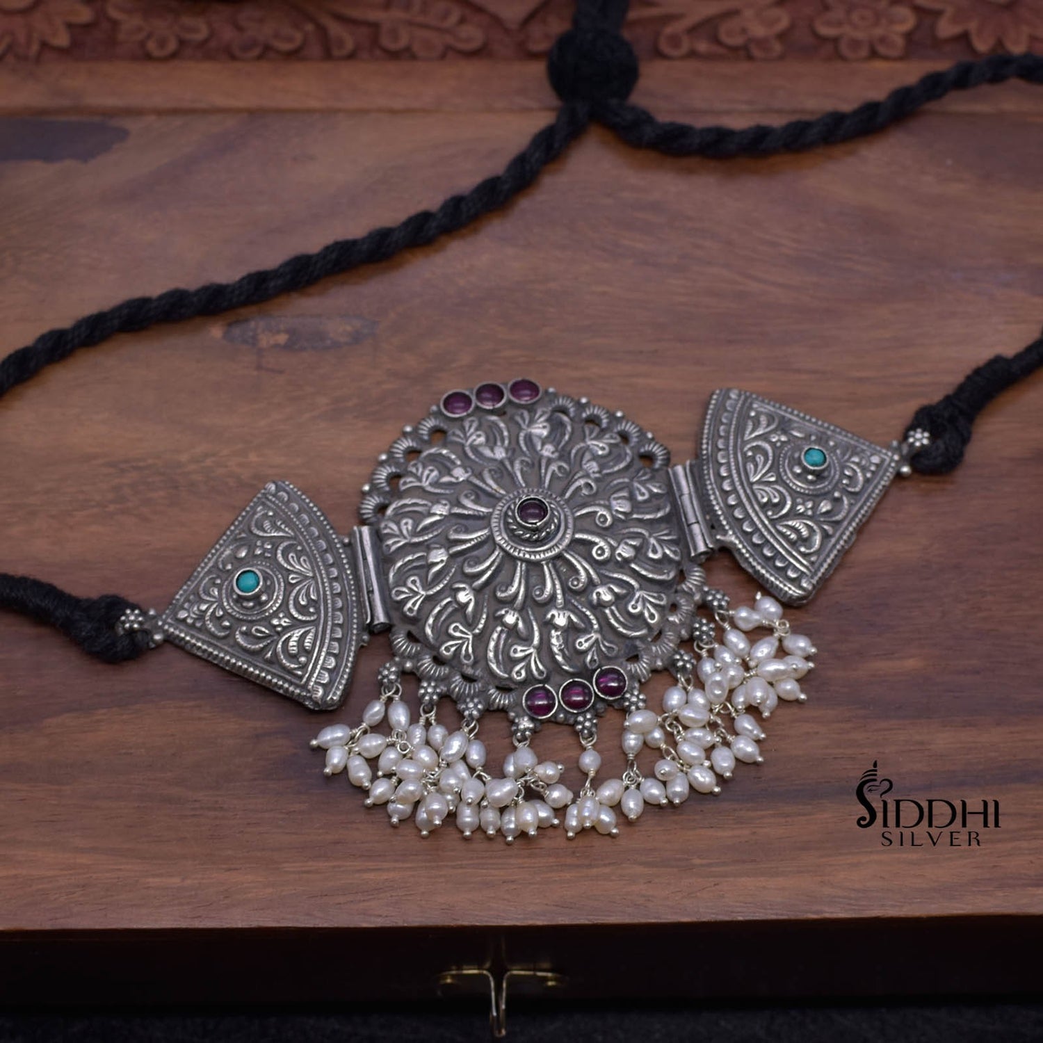 Choker surya shimpli