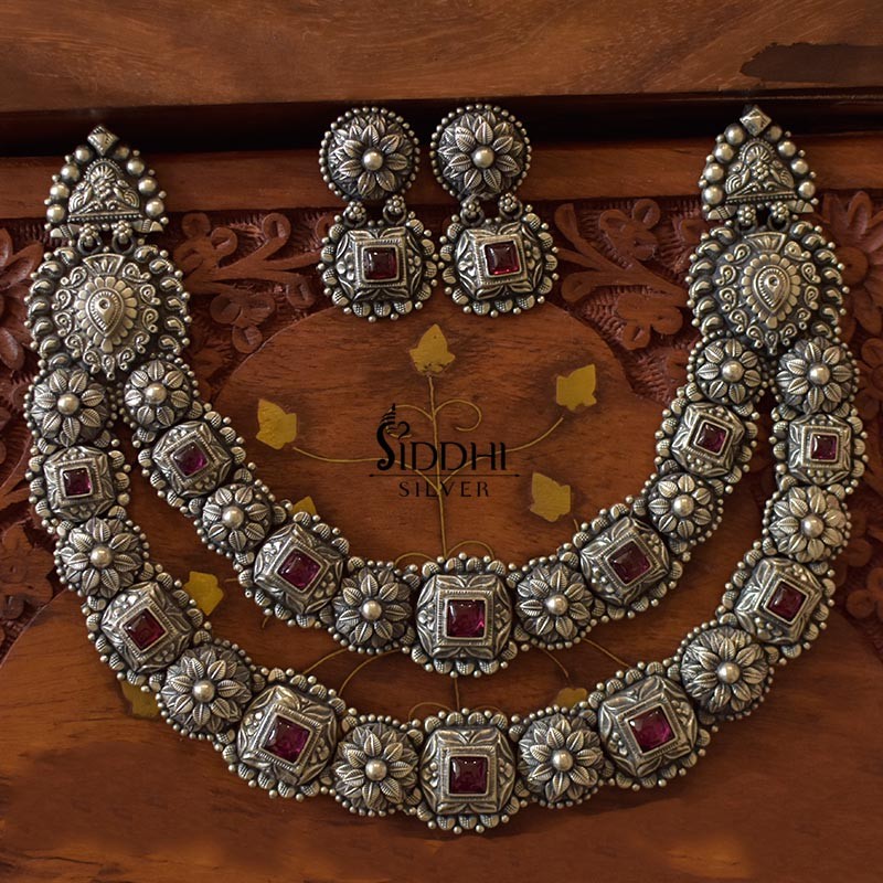 Double Flower chokda necklace red