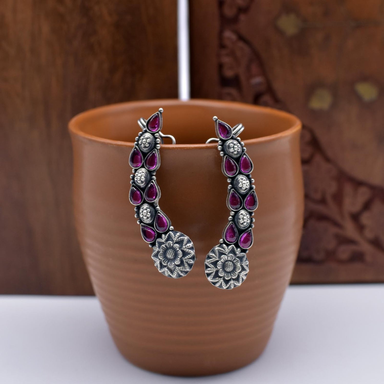 Earcuff panti red
