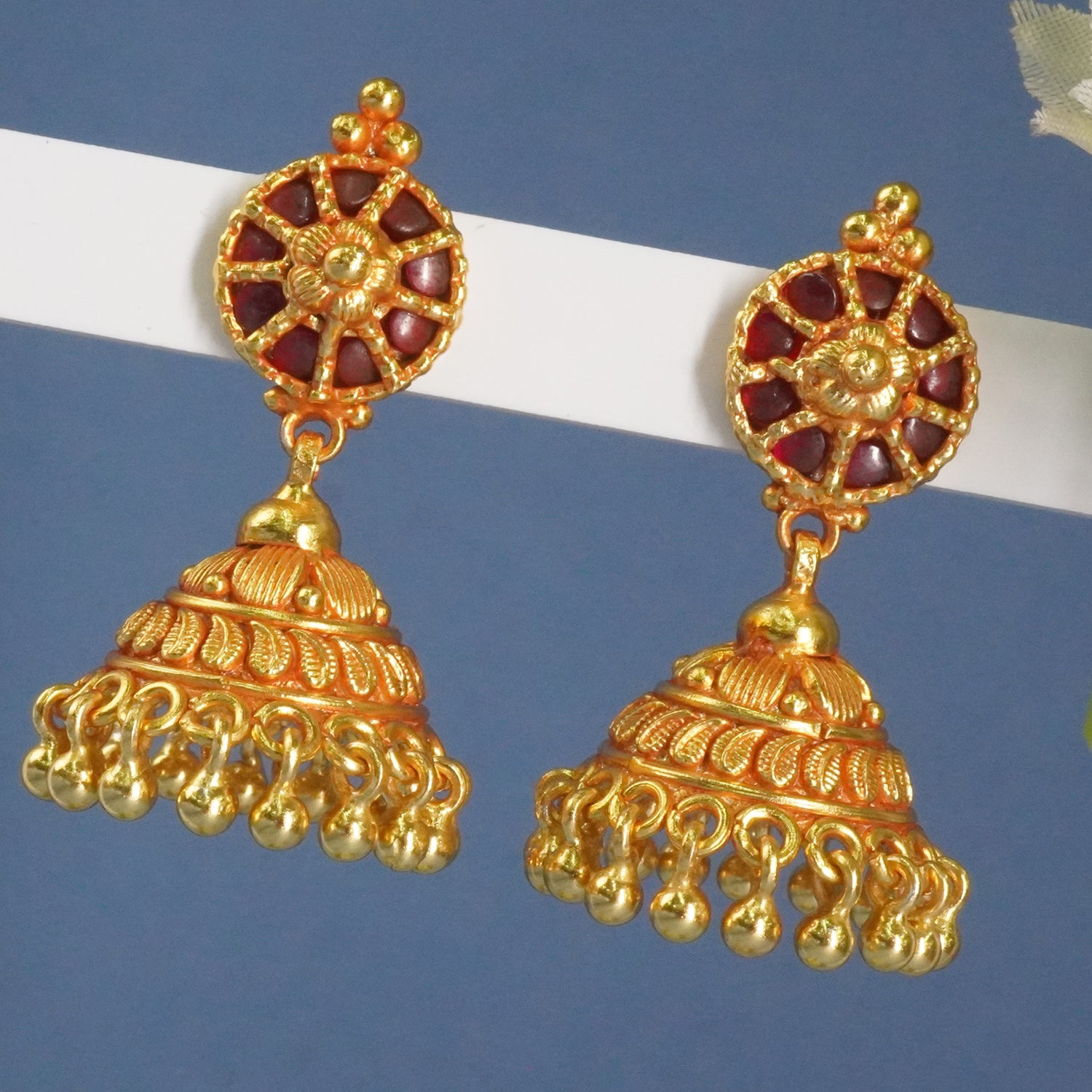 Silver Gold Plated Gheru Finished Zhumkis