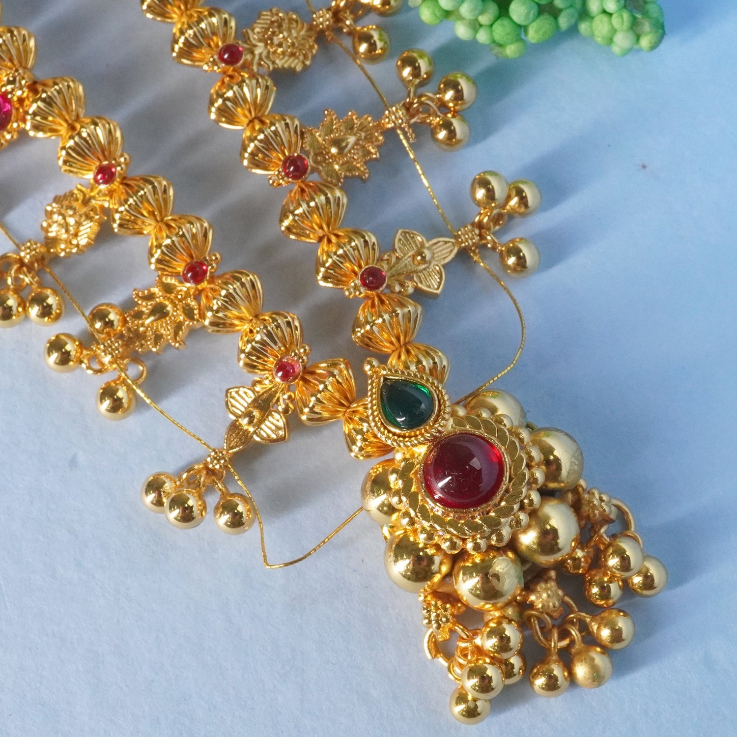 Silver Gold Plated Javmani Kolhapuri Saaj