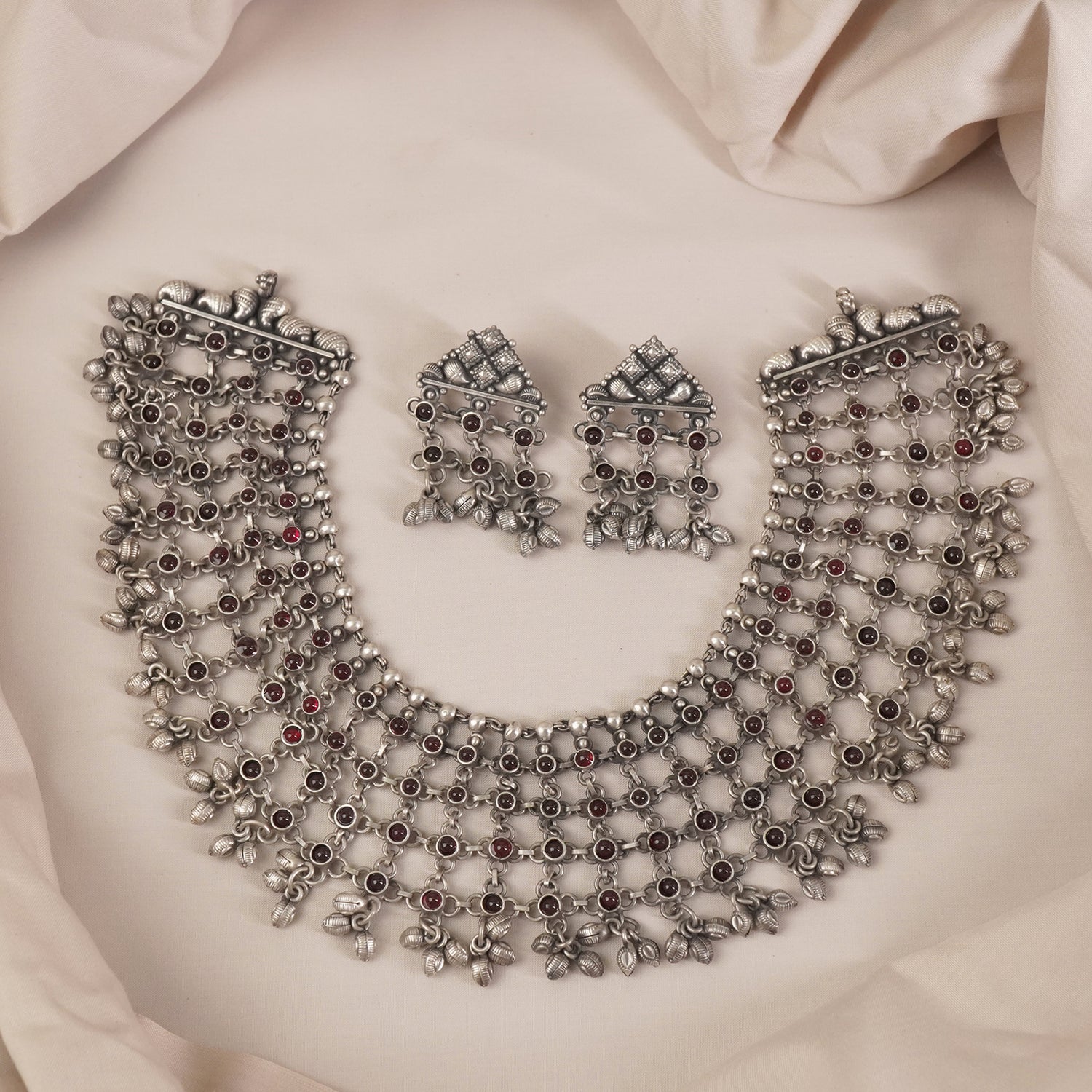 Silver Kolhapuri Regal Laffa Necklace