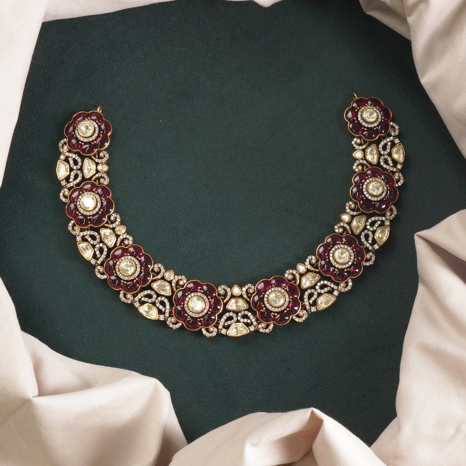 Silver Moissanite Polki Necklace In Gold Plating