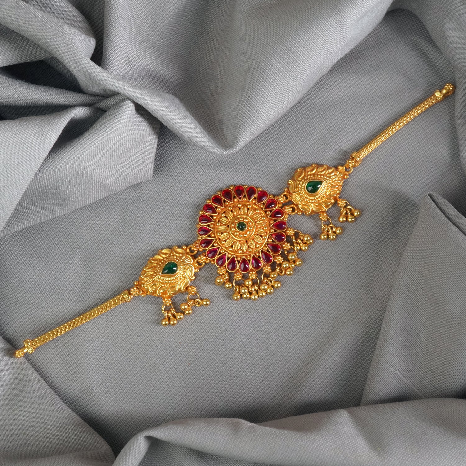 Pure Silver Matt Gheru Finish Gold Plated Paan Chain Choker