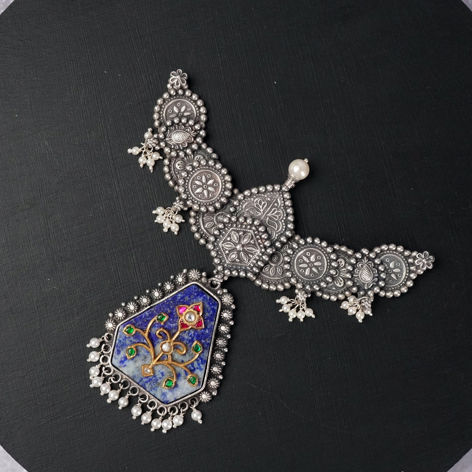 handmade silver pendant with kundan filigree work