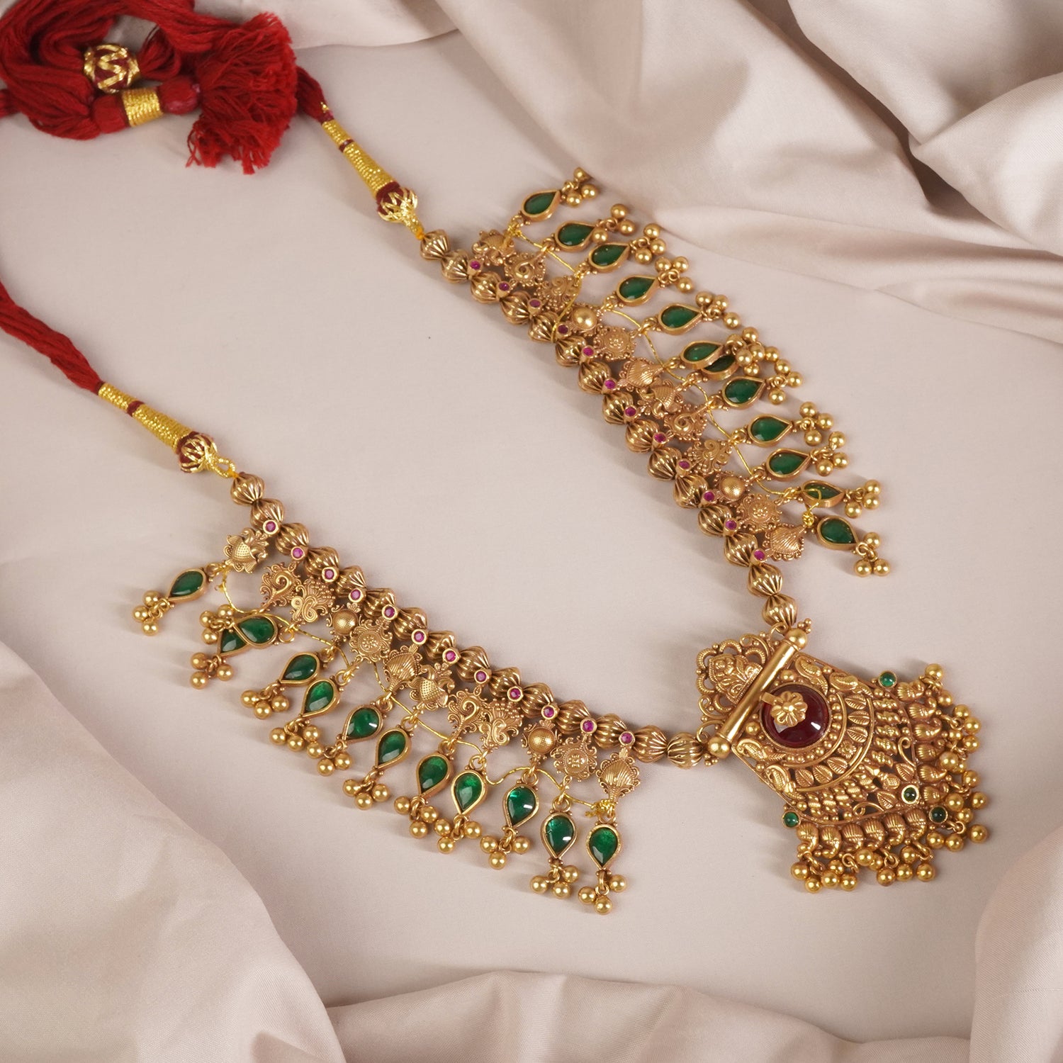 Regal Antique Gold Plated Silver Kolhapuri Saaj Design