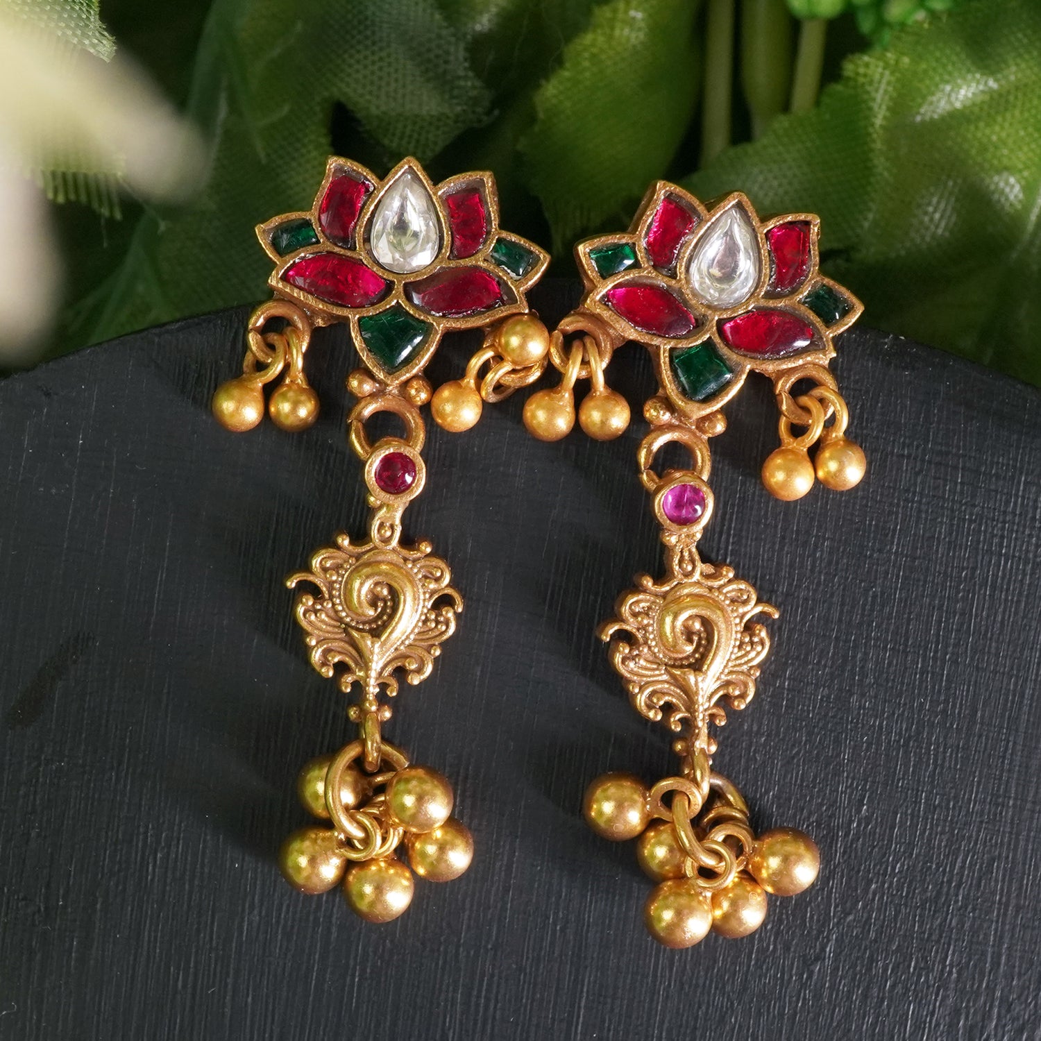 Gold Plated Kamal Kundan Saaj Earrings