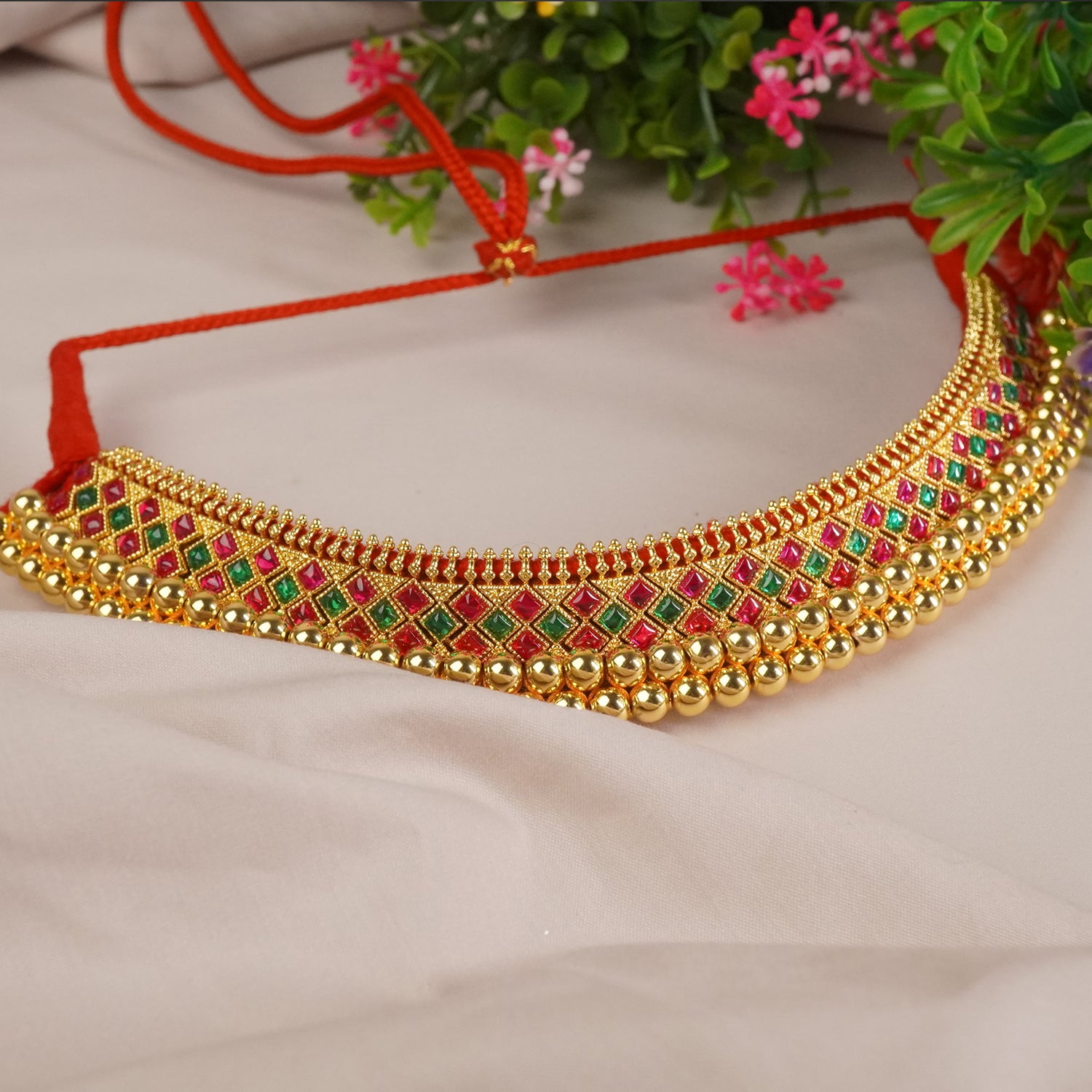 Gold Plated Sterling Silver Kundan Thushi Necklace.