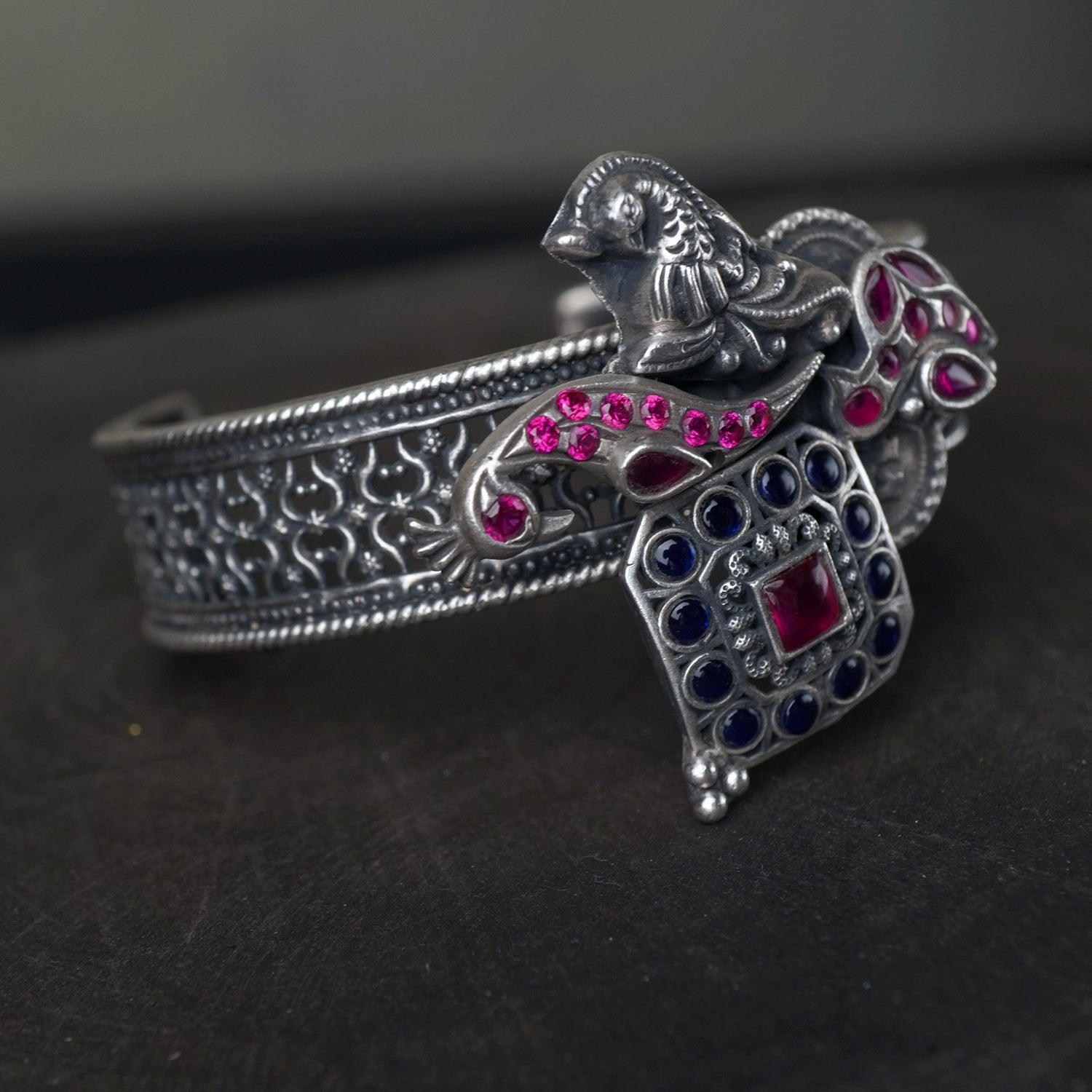minimal silver kada bangle