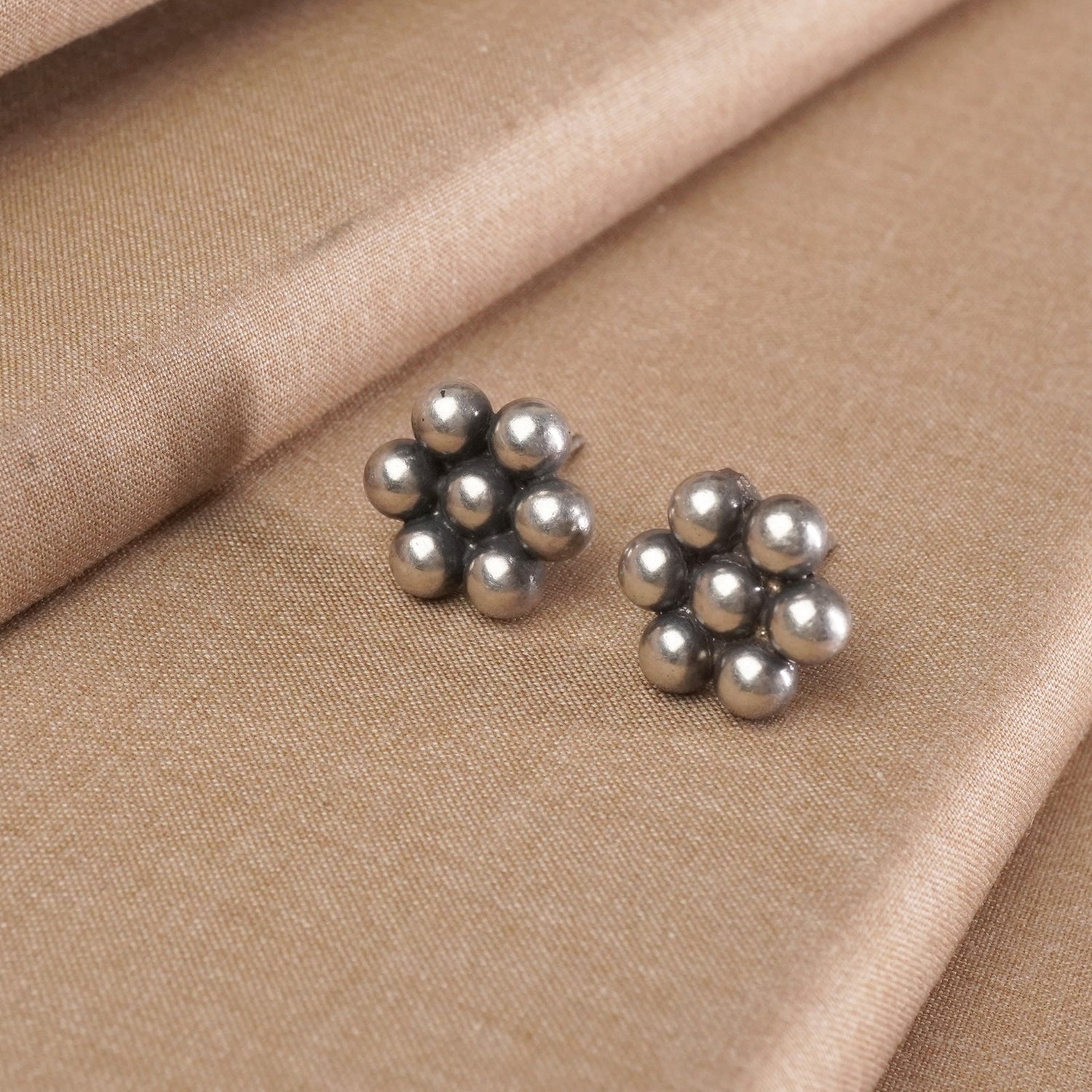 Silver Kudi (Small)