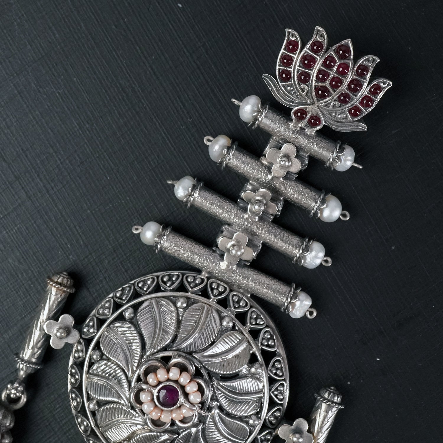 Long Silver Pendant With Kemp Stones