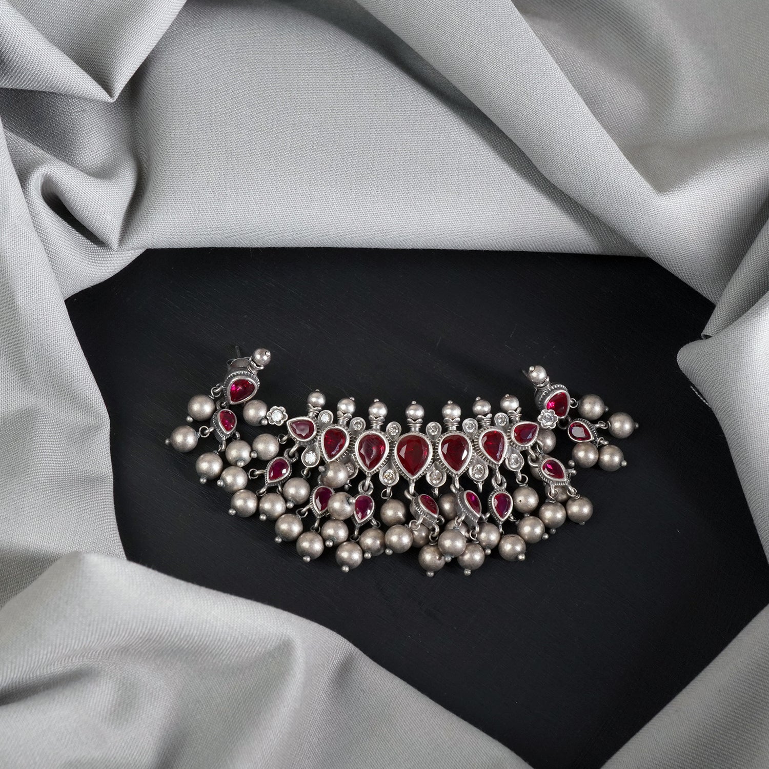 Silver Red Tanmani Pendant With Earrings And Silver Beads