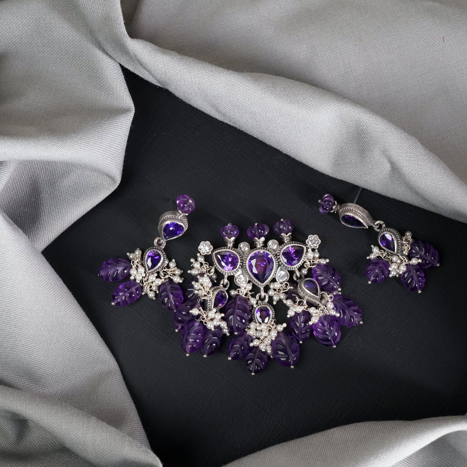 silver amethyst tanmani pendant with earrings