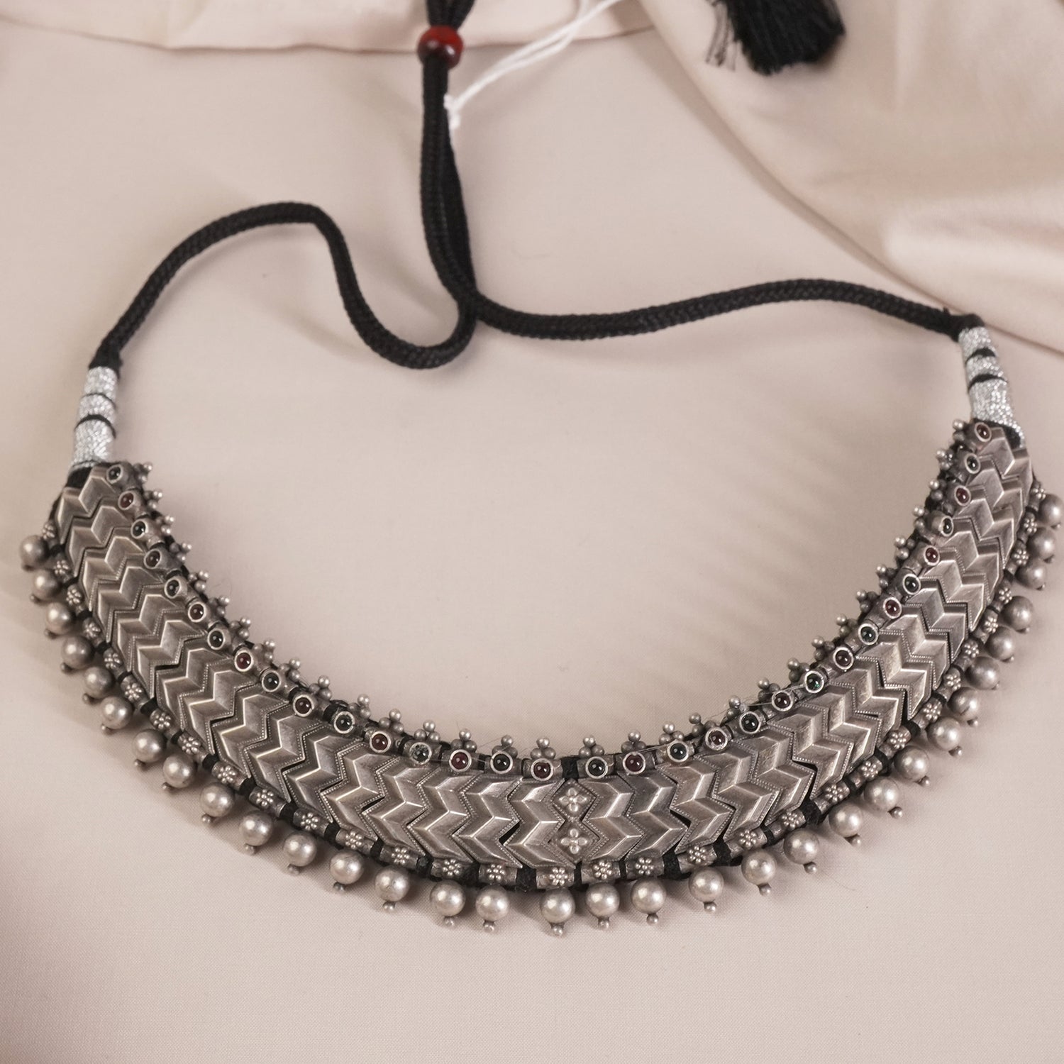 Silver Kolhapuri Thushi W Tik Design