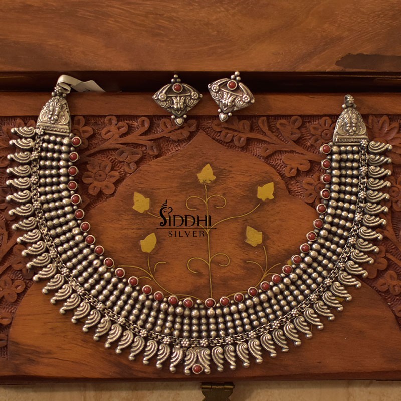925 silver coral chatai necklace