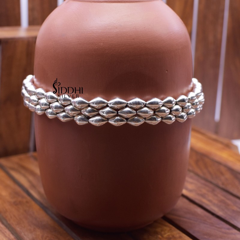 silver bormala necklace