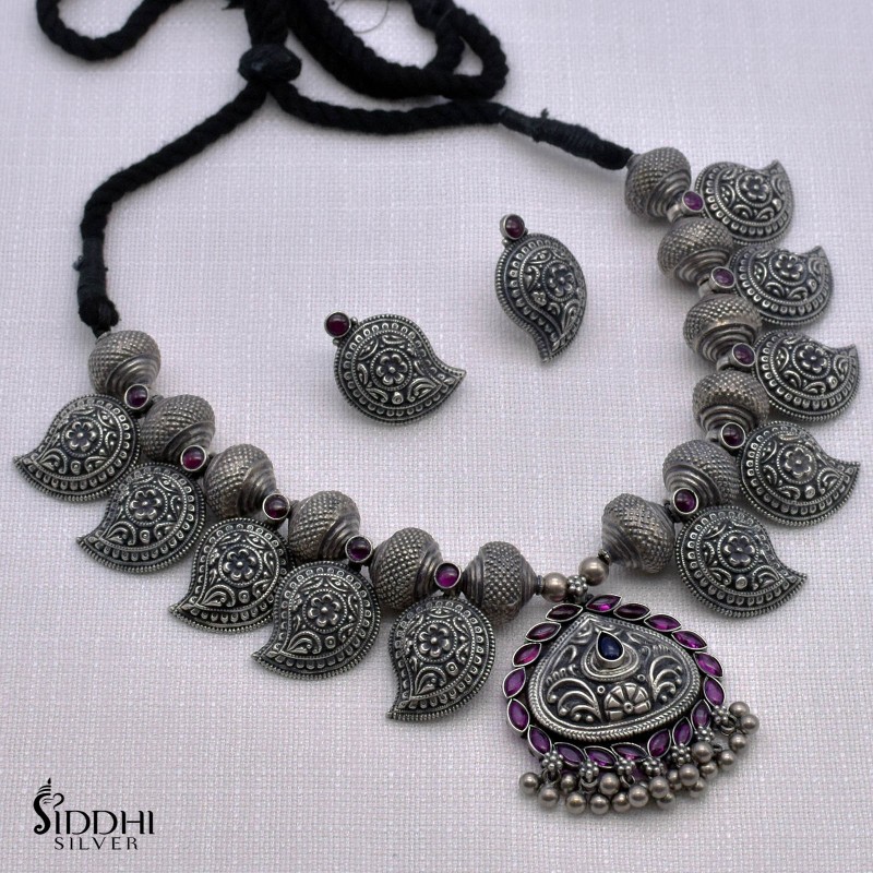 silver koyri necklace design