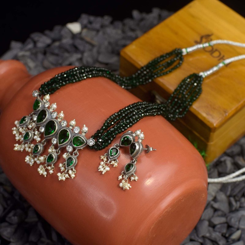 green pearl tanmani necklace