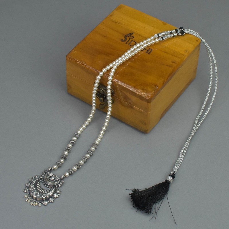 silver moti mala design with chand pendant.