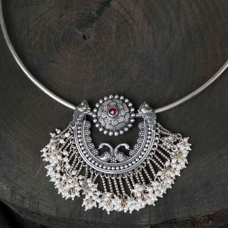 pure silver hasli necklace