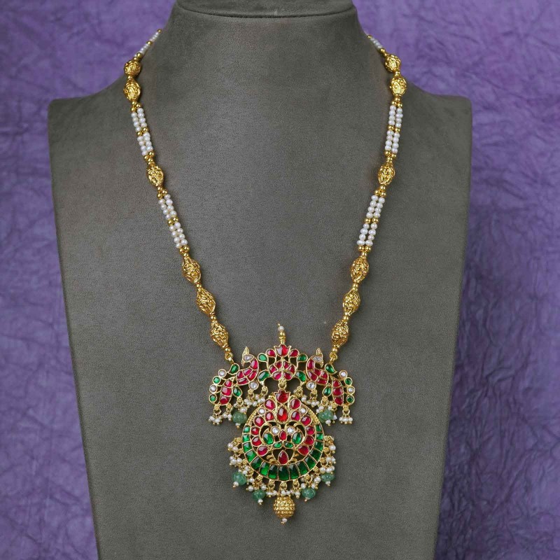 hand made kundan necklace made in pure silver