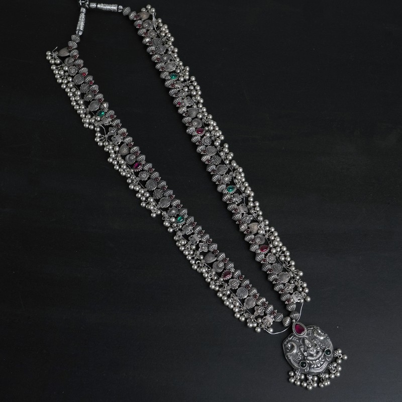 High-Quality Silver Necklace with Beautiful Laxmi Pendant and Delicate Design.