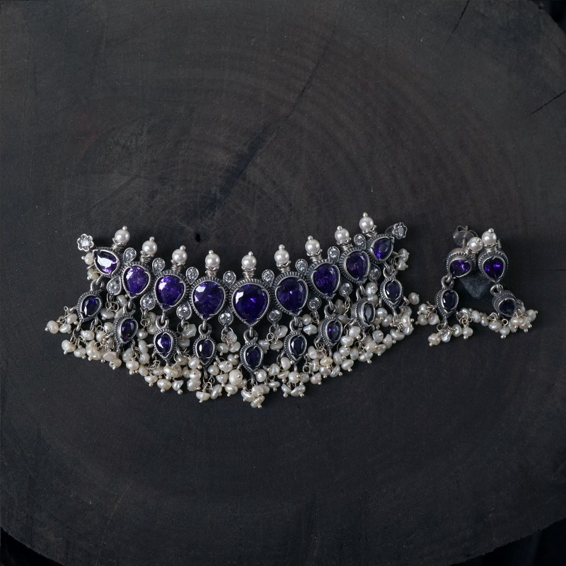 silver tanmani pendant and earrings