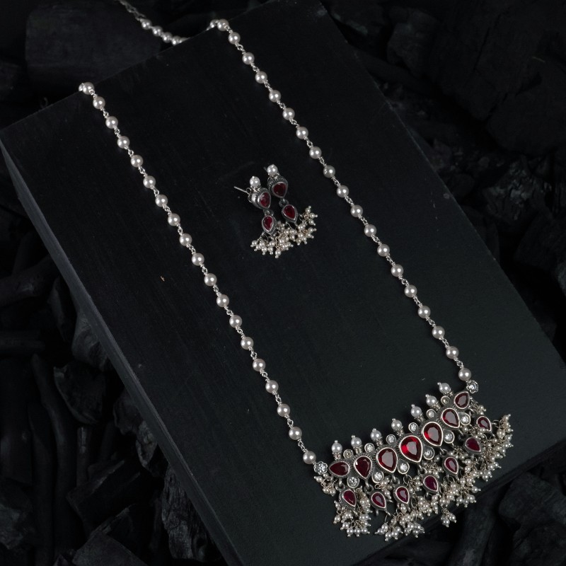 silver tanmani set with handmade strings of pearls