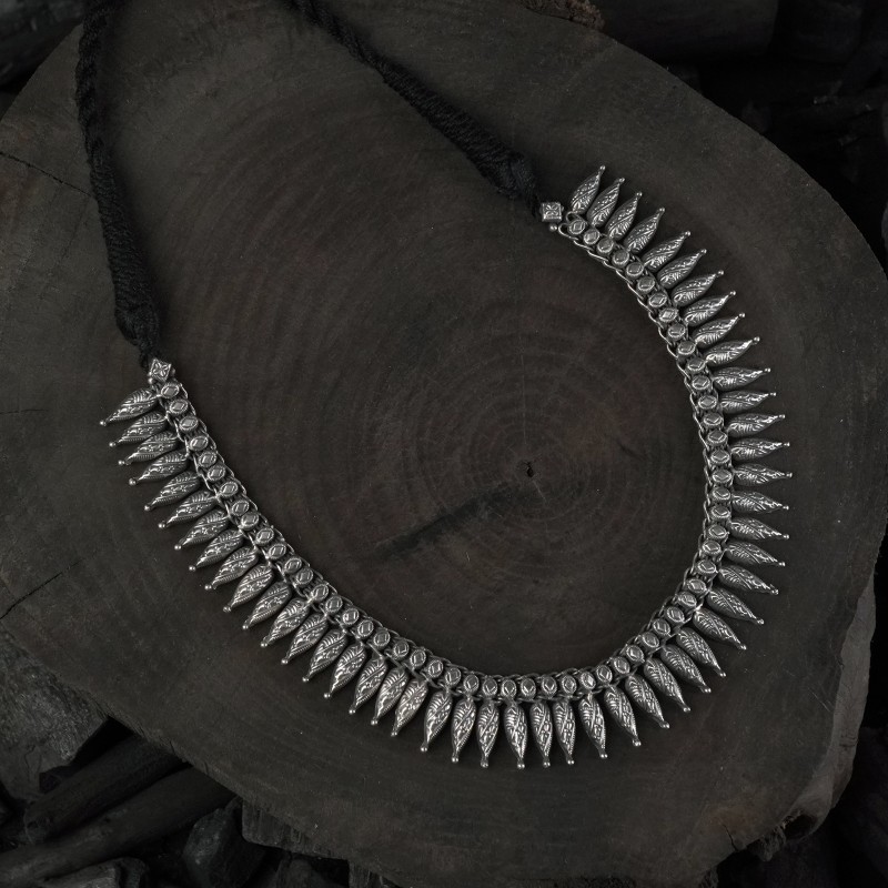 silver tribal necklace design