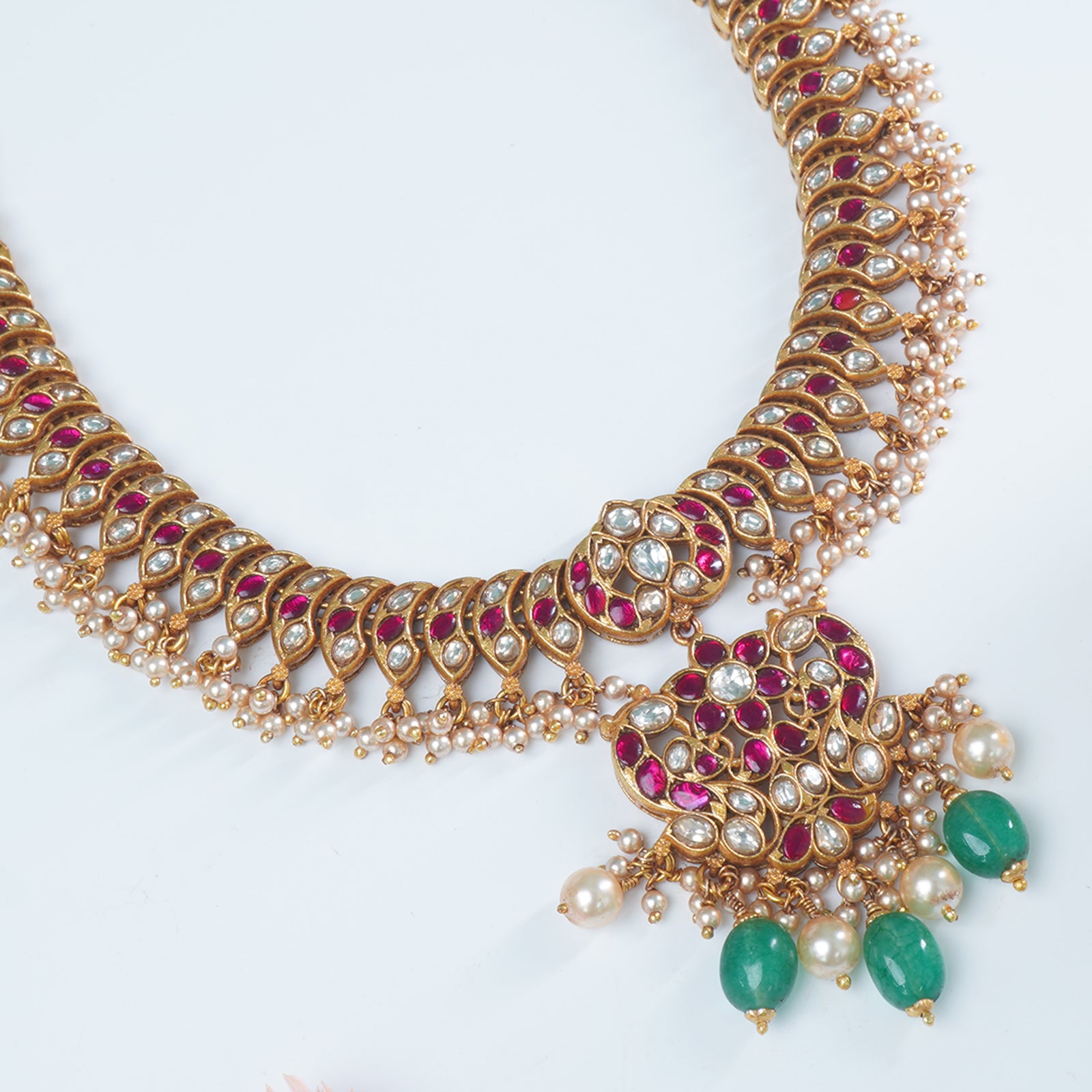 Antique kundan necklace silver detail