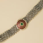 Handmade dual tone silver Thushi necklace detail