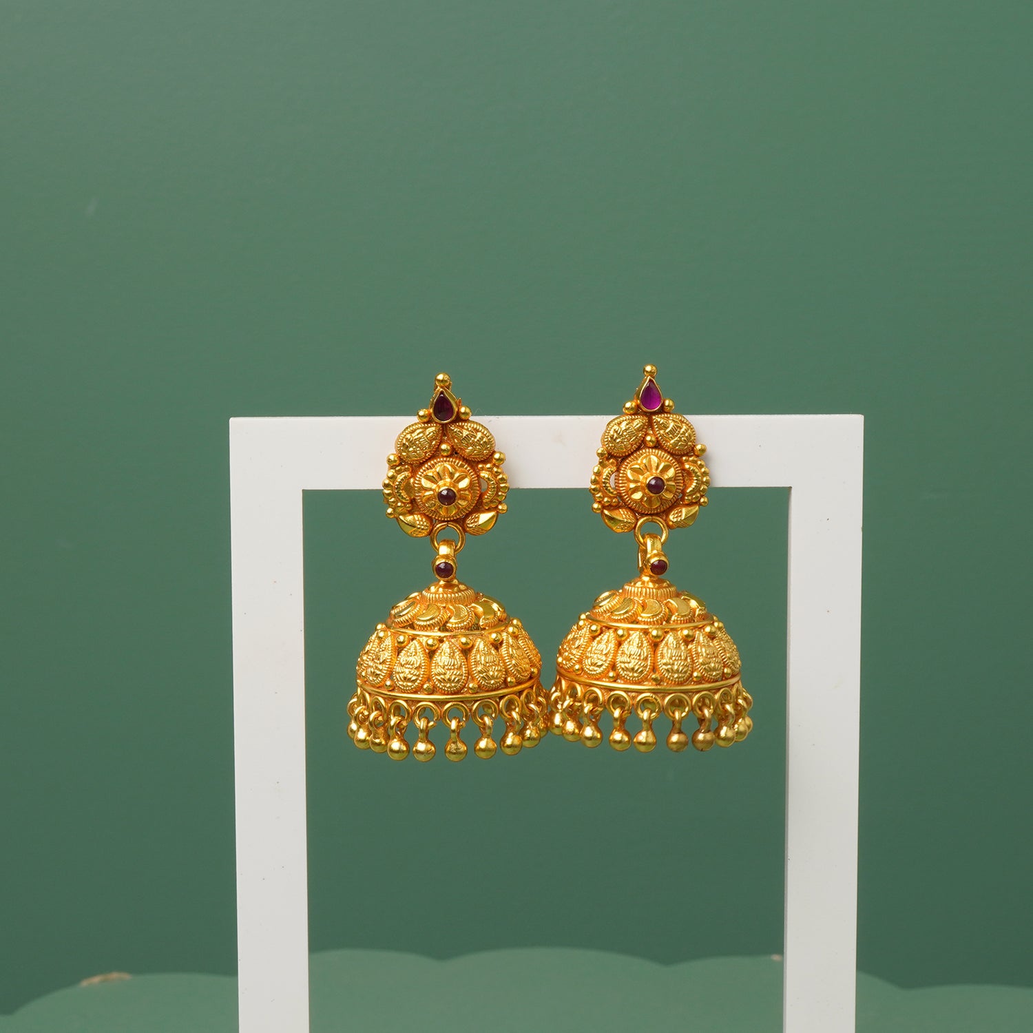 Pure 925 silver gheru jhumki gold plated with kemp stones