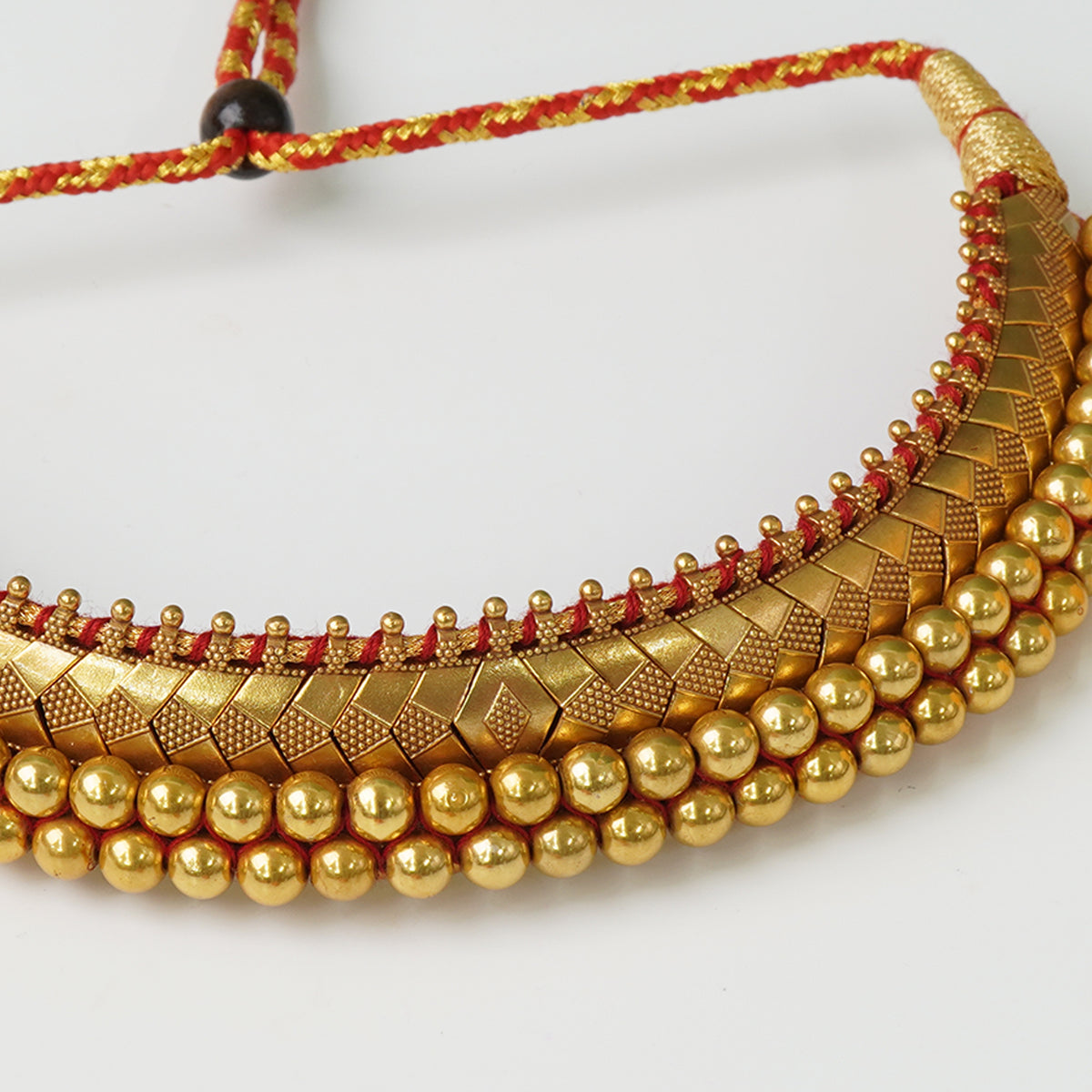 Pure silver handmade Kolhapuri Thushi Vajratik detail