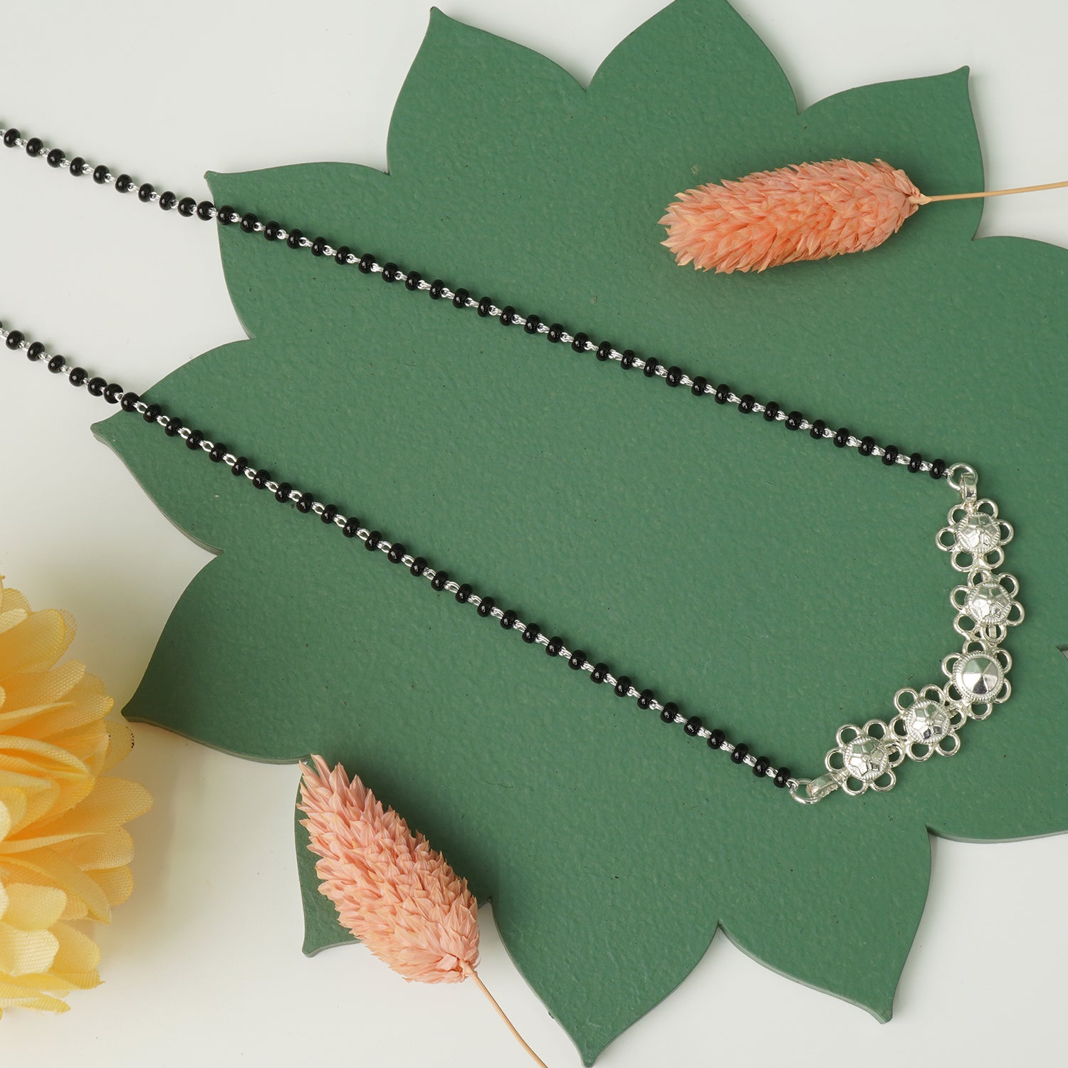 Silver bakuli flower mangalsutra