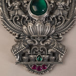 Silver deep nakashi pendant detail