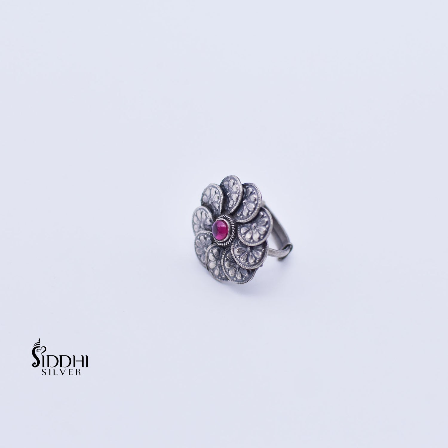 Adjustable Finger ring coin design