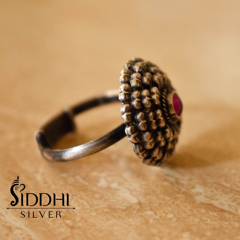 Adjustable Finger ring flower design