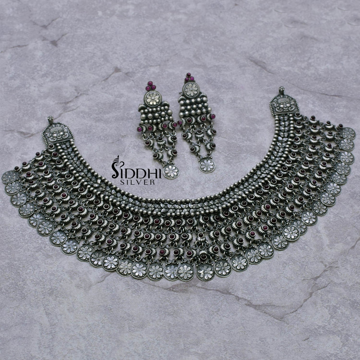 Chattai suryaful necklace