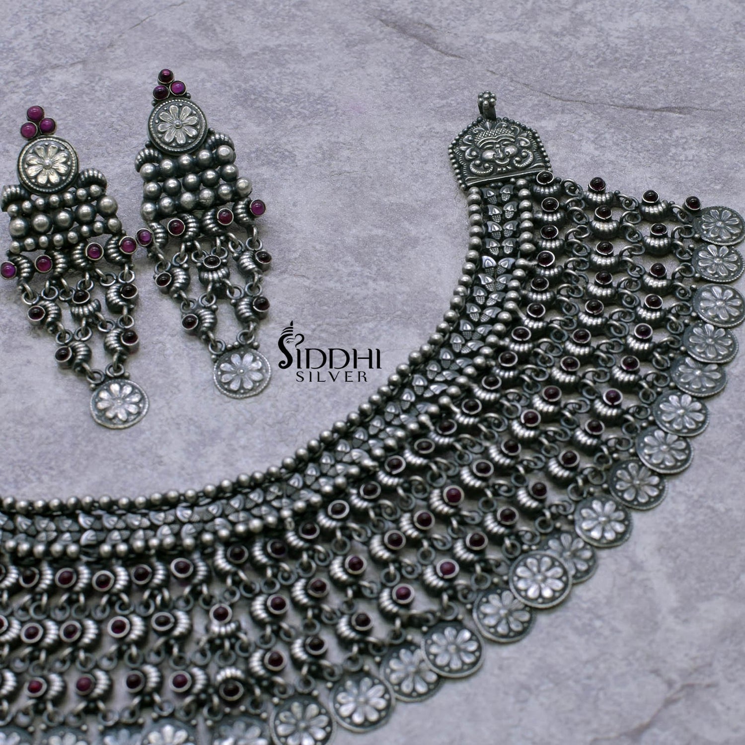 Chattai suryaful necklace