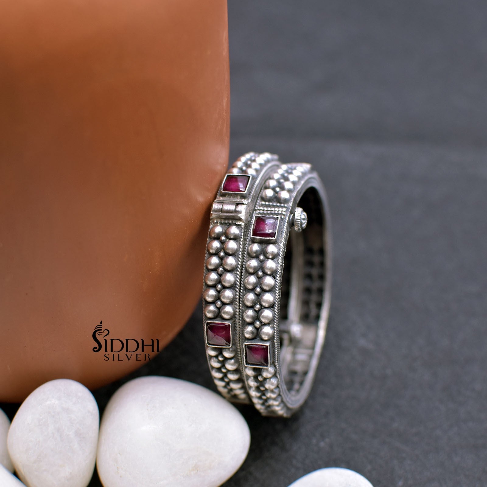 pure silver kudi bangles