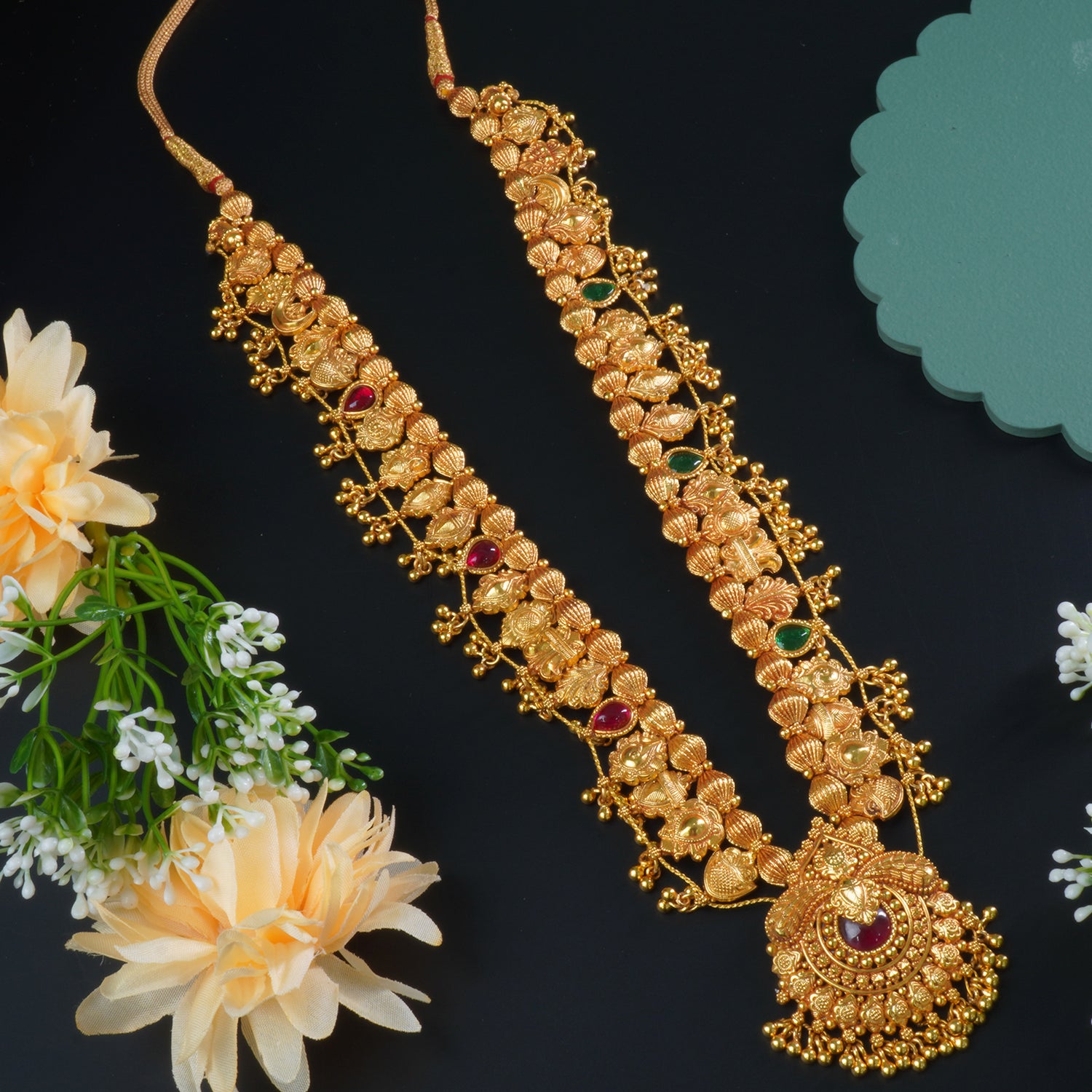 Gheru Kolhapuri Saaj Necklace Design Online With Gold Look-a-like PendanT