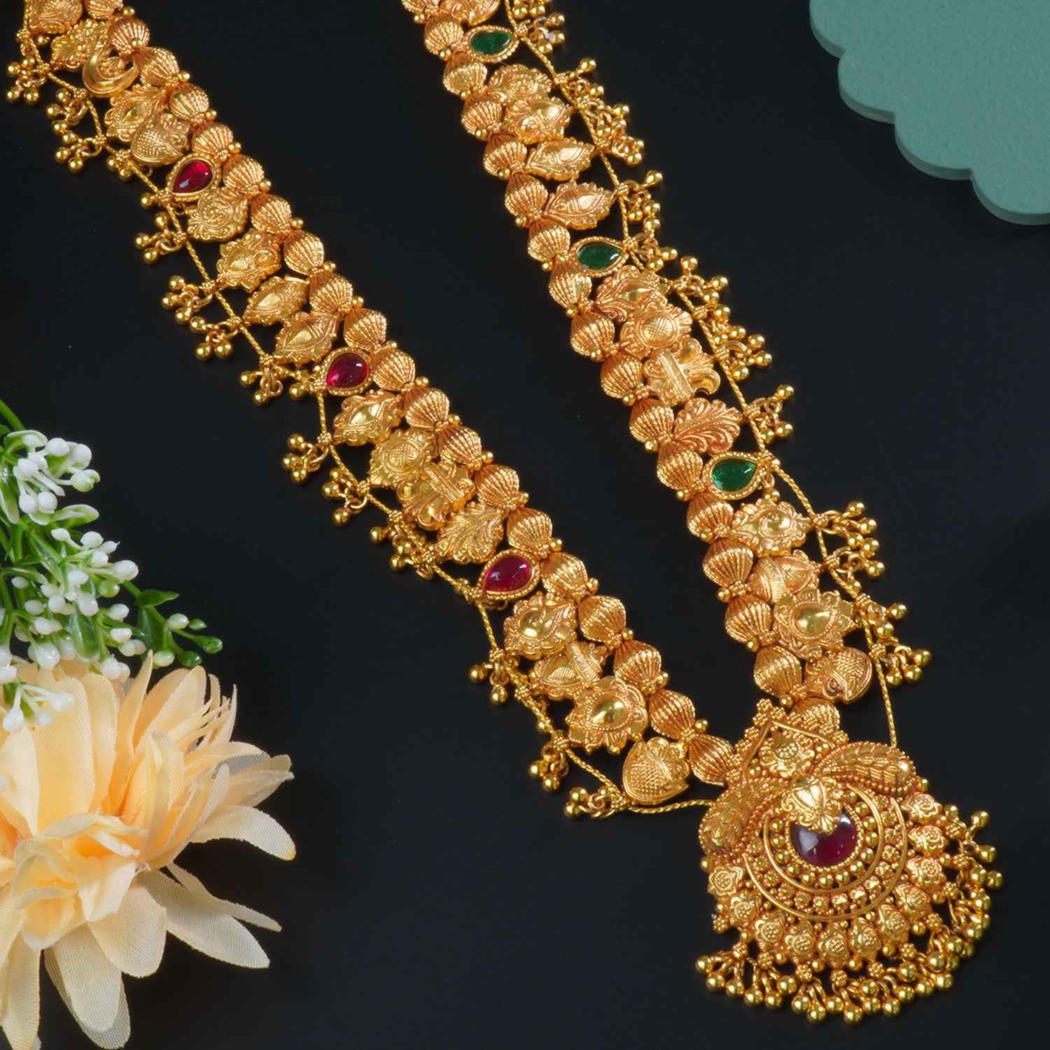 Gheru Kolhapuri Saaj Necklace Design Online With Gold Look-a-like PendanT