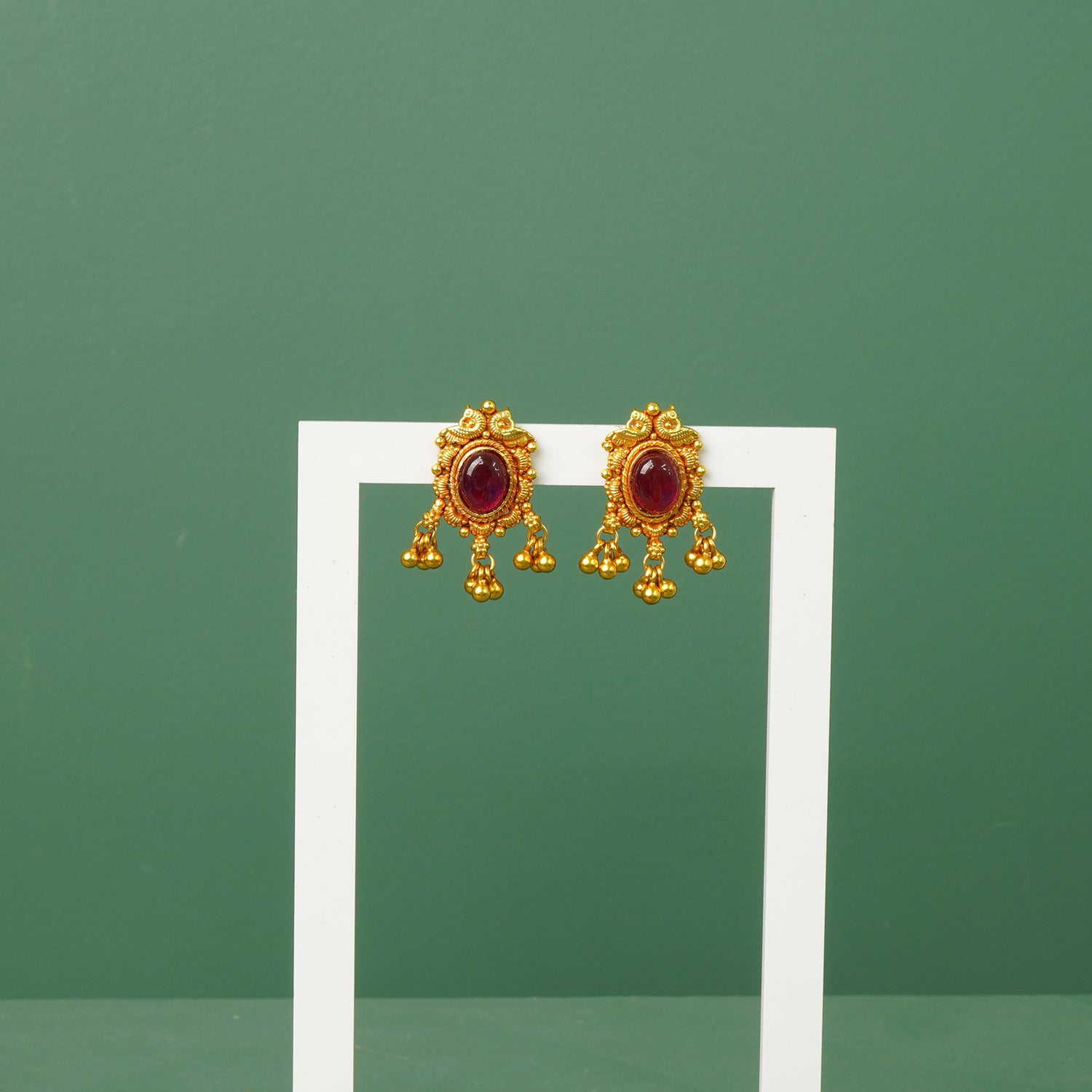 Gold Plated Gheru Finish Silver Peacock Kemp